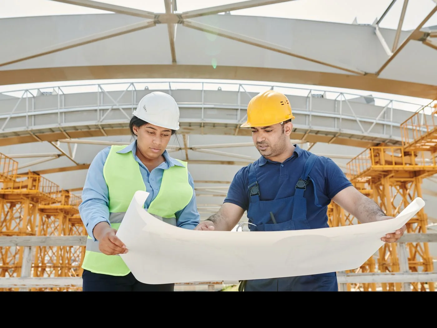 Projetos Turn-Key (EPC): Quando Contratar um Fornecedor que Entrega Tudo Pronto